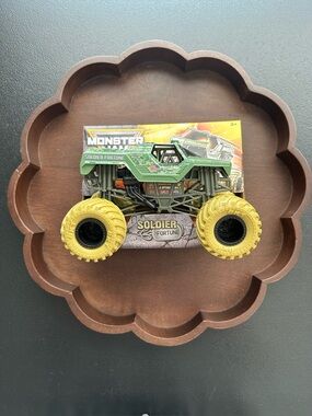 Monster Jam Monster Trucks ~ Soldier Fortune
